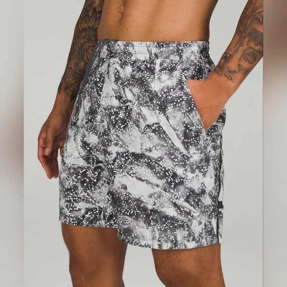 lululemon athletica Other - Lululemon Pace Breaker Reflective Linerless Short 7"Take Flight Grey Silver Ref